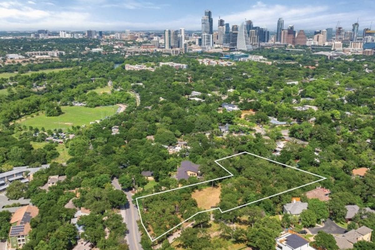 1121 Azie Morton Road Austin, TX 78704