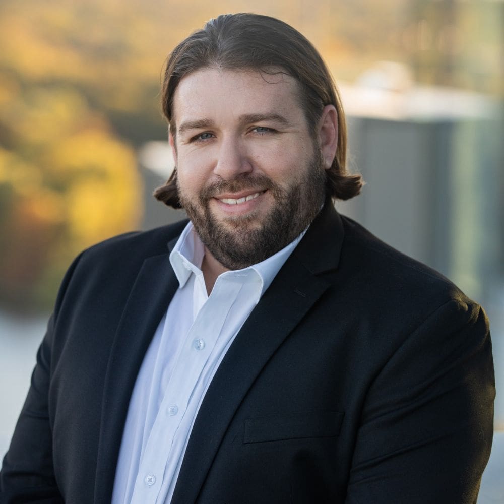 Brett Silverman headshot