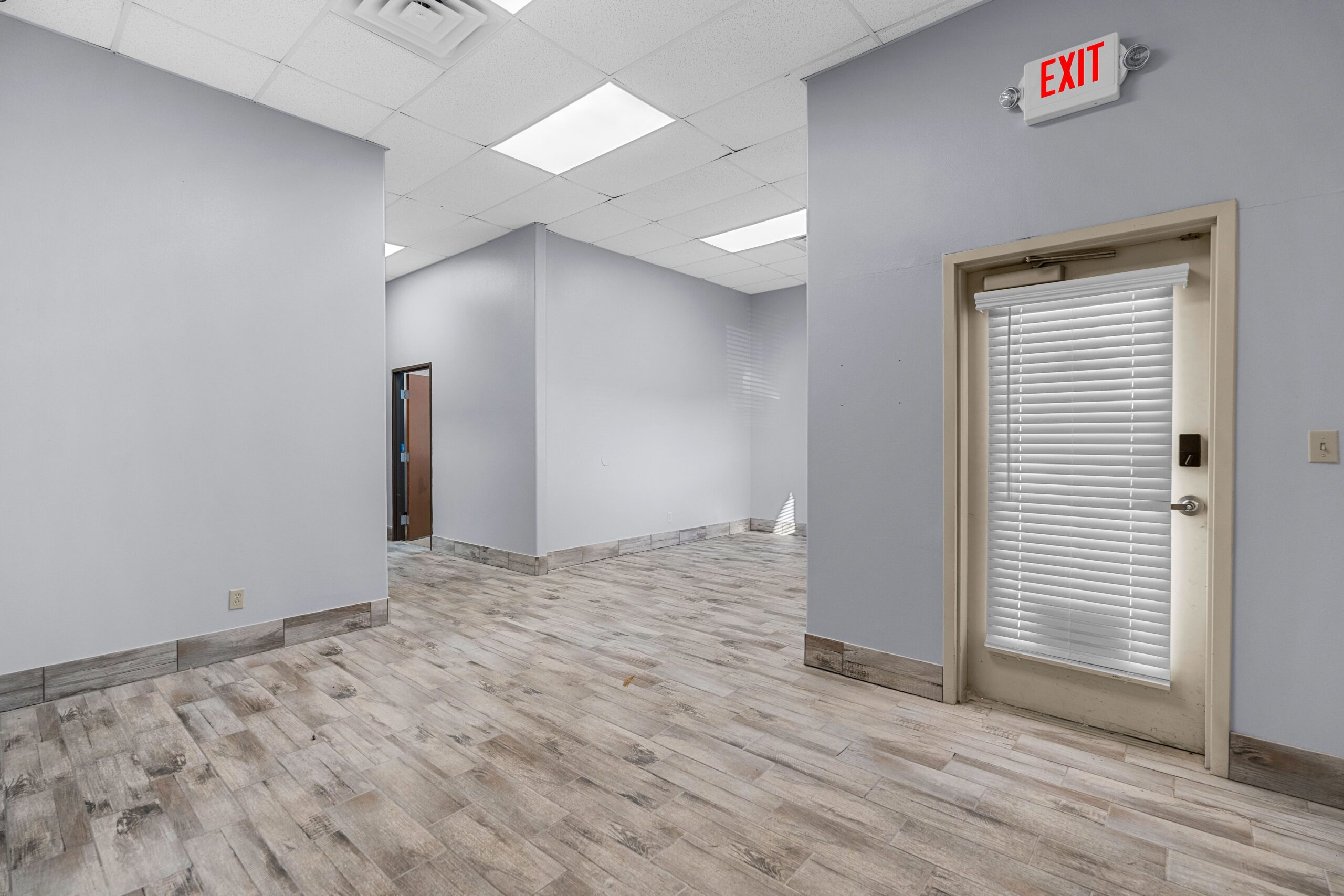 5128 Bluestar Dr AUSTIN, TX 78739 front view