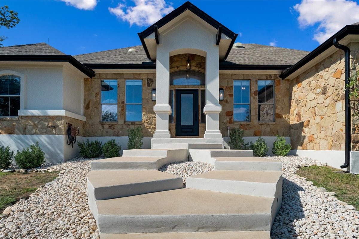 2803 E 22nd St<br />Austin, TX 78722