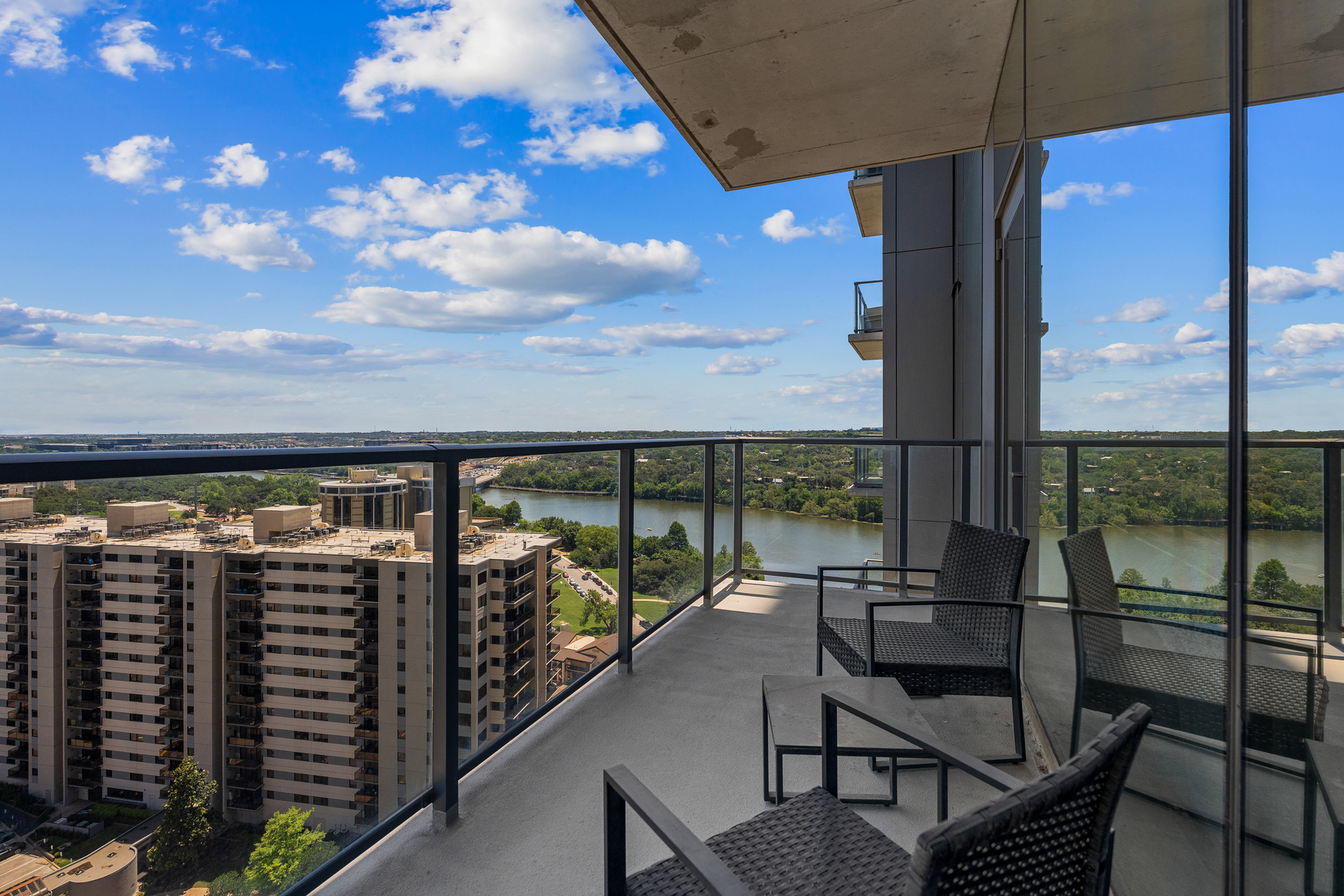 2803 E 22nd St<br />
Austin, TX 78722