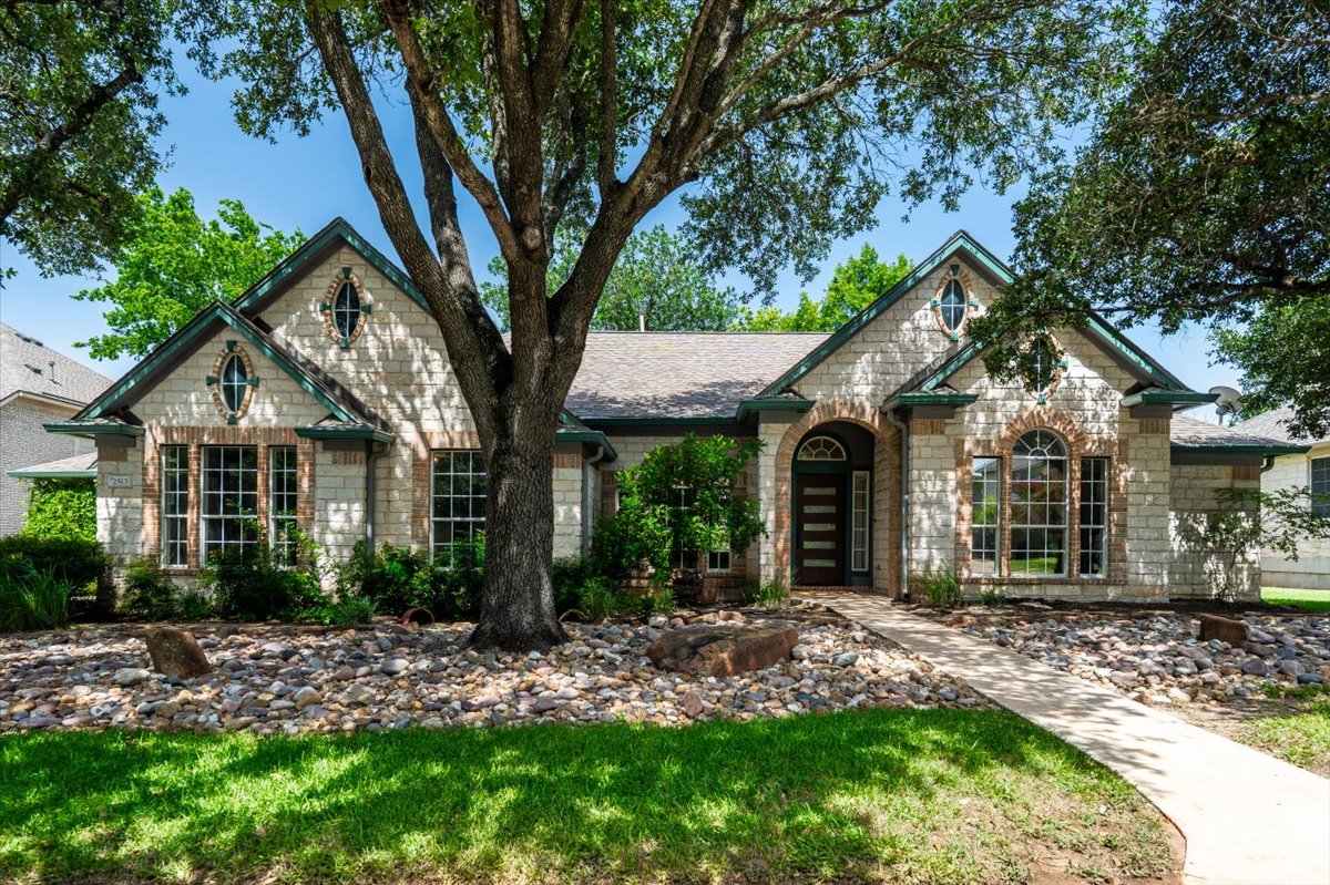 2803 E 22nd St<br />Austin, TX 78722