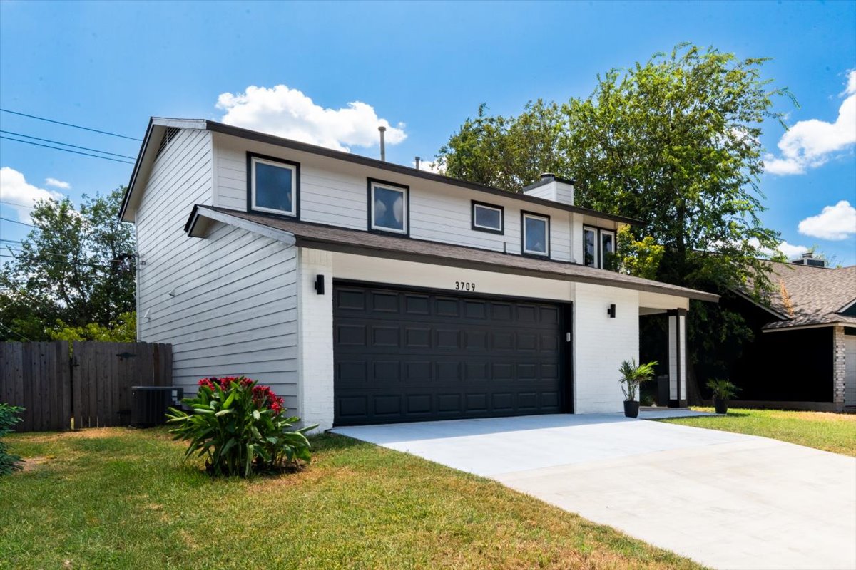 2 3911 Vaughan, Austin, Texas 78722